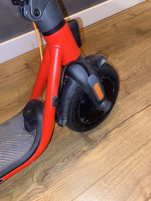 Hulajnoga elektryczna Ninebot D28D