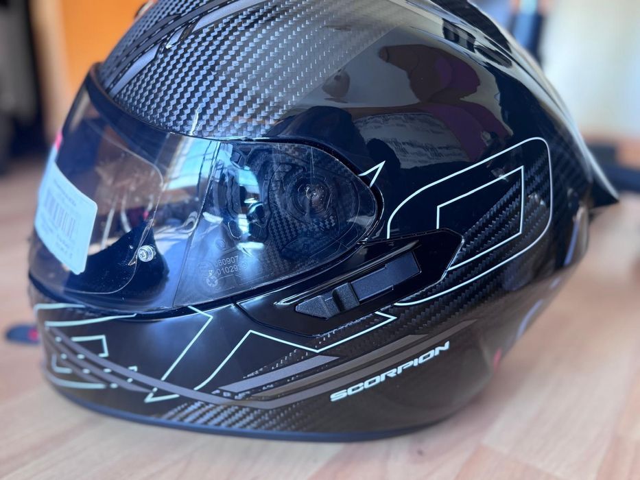 Scorpion exo 1400  evo II carbon Reika