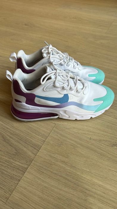 Nike Air Max 270 React