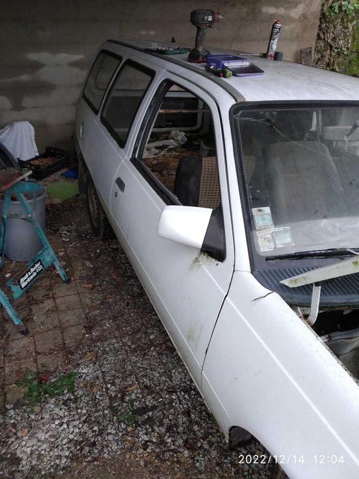 Clássico Antigo Opel Kadett E 1.6D duas portas
