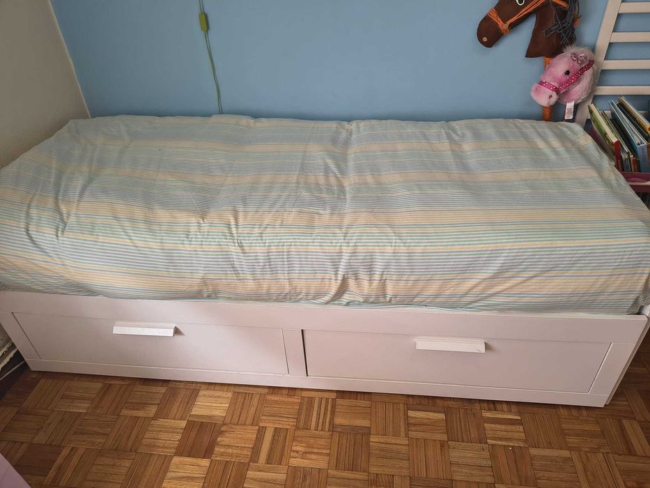 Cama Ikea Brimnes