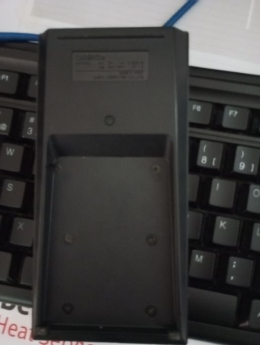 Calculadora Casio Fx-82 (1989)