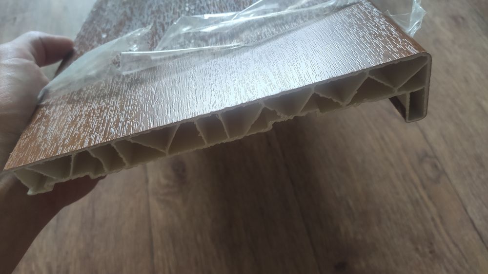 Подоконник коричневый 200х3000мм