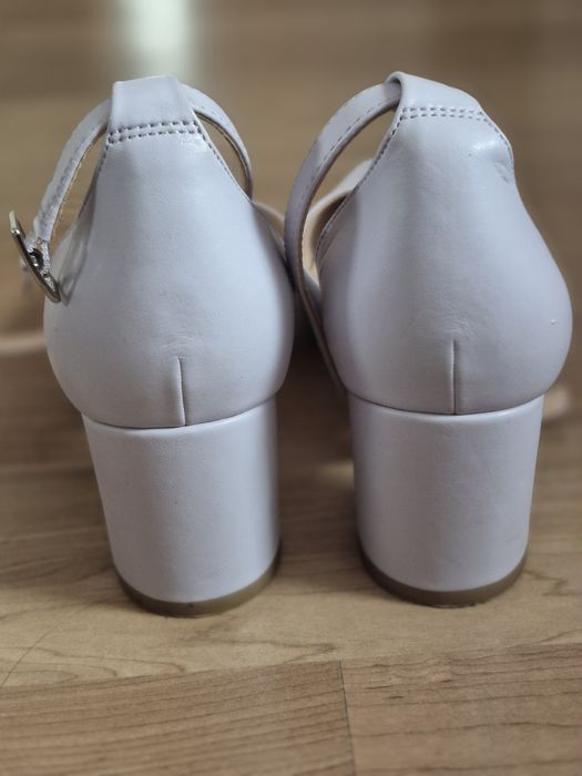 Czółenka damskie 38