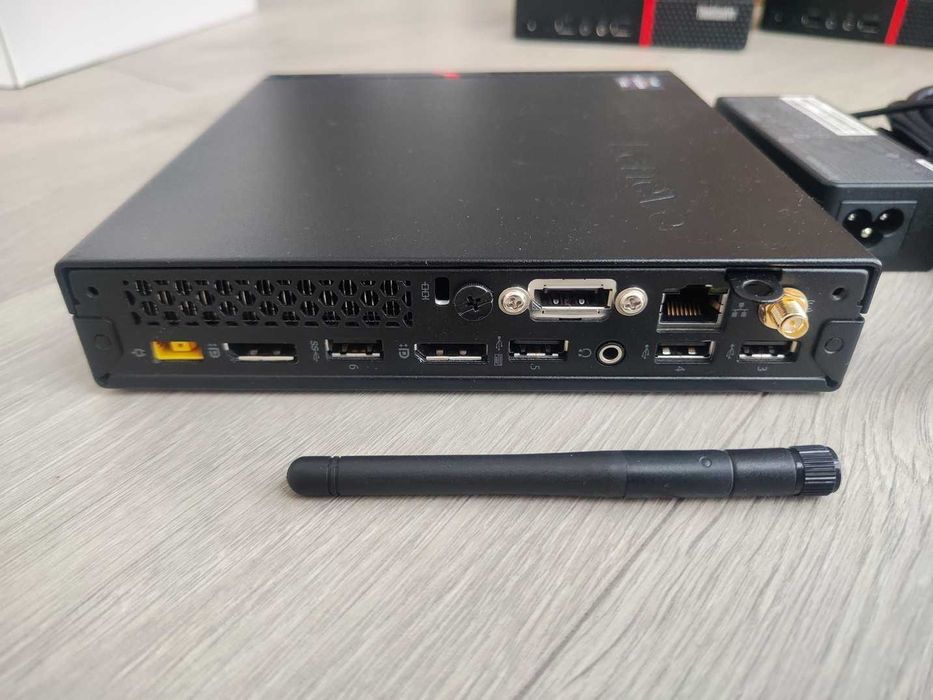 Lenovo M715Q AMD Ryzen 3 Pro 2200GE 8GB/128GB SK Hynix Wi-Fi