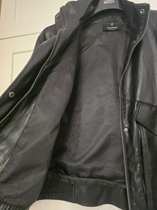 Шкіряна куртка бомбер Stradivarius чорна розмір М(38)