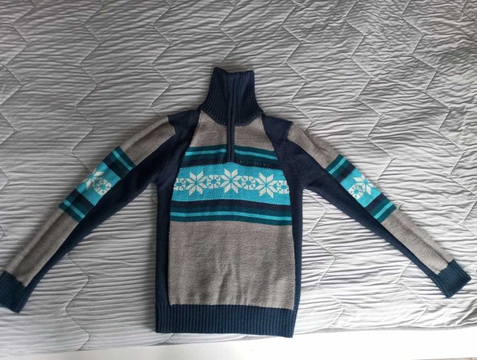 Sweter z golfem Kari Traa, S