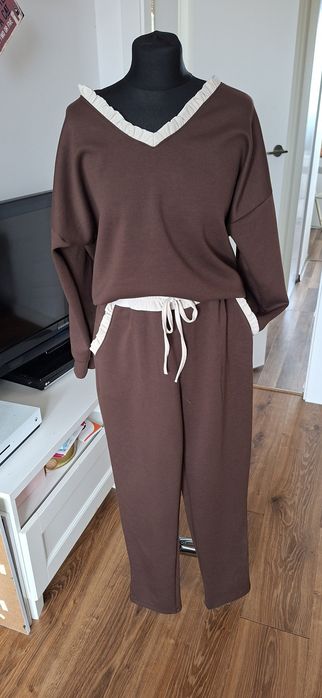 Nowy dres damski L/XL