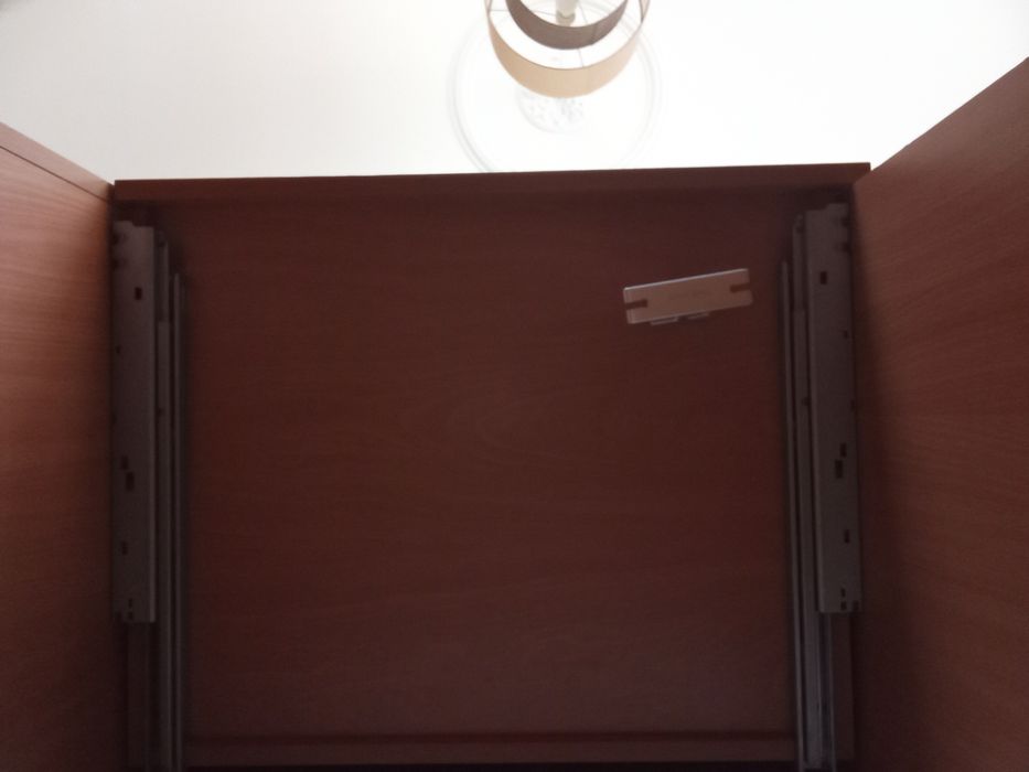 Cadeiras e Secretária escritório