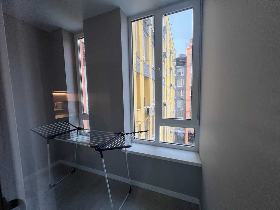 1-кімнатна квартира подобово ЛЮКС | ЖК Комфорт Таун | до 4 осіб