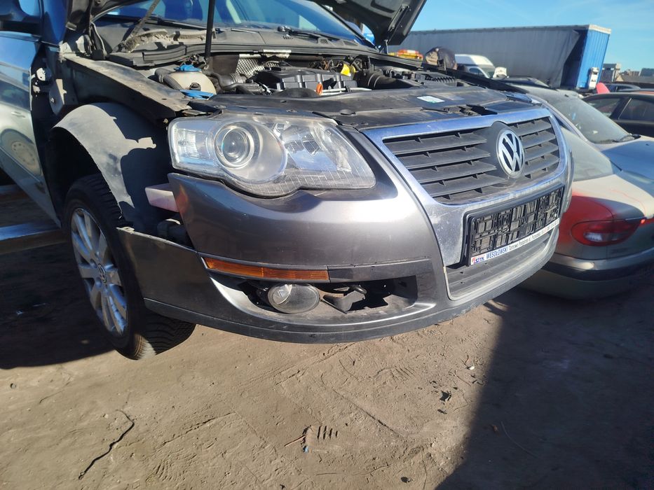 Passat B6 zderzak przód przedni stan bdb wysyłka