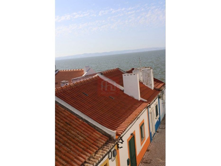 Casa T2 vista rio no centro histórico de Alcochete