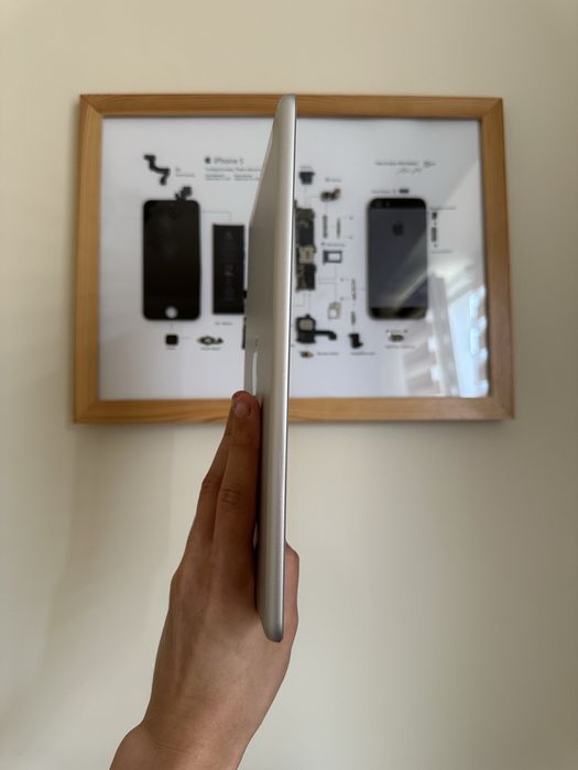 Продам iPad 5 32 Gb