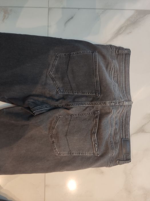 Jeansy Cross Jeans