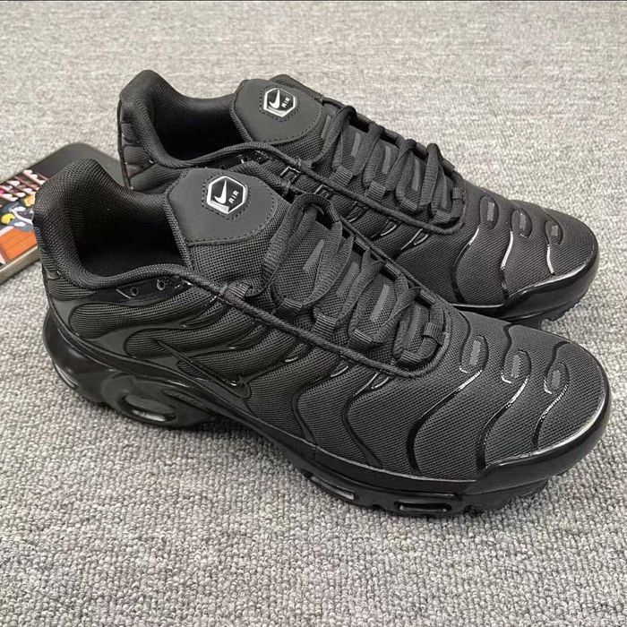 Air Max TN Plus Black R.36