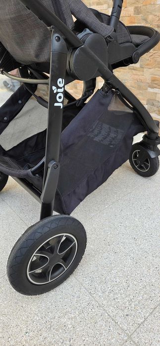 Conjunto carro bébé Joie Versatrax + Babycoque Joie i-Snug