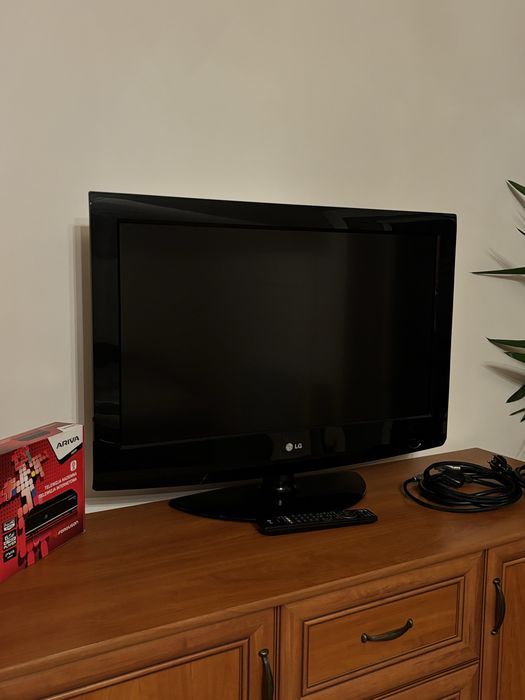 Telewizor  LG + dekoder