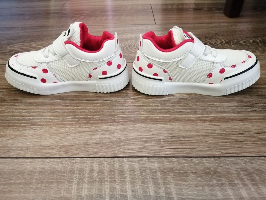 Buciki, adidasy apawwa 24