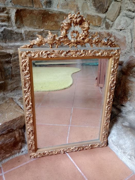 Espelho antiquíssimo