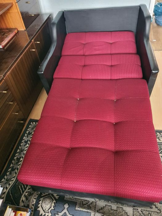 Mała kanapa rozkładana