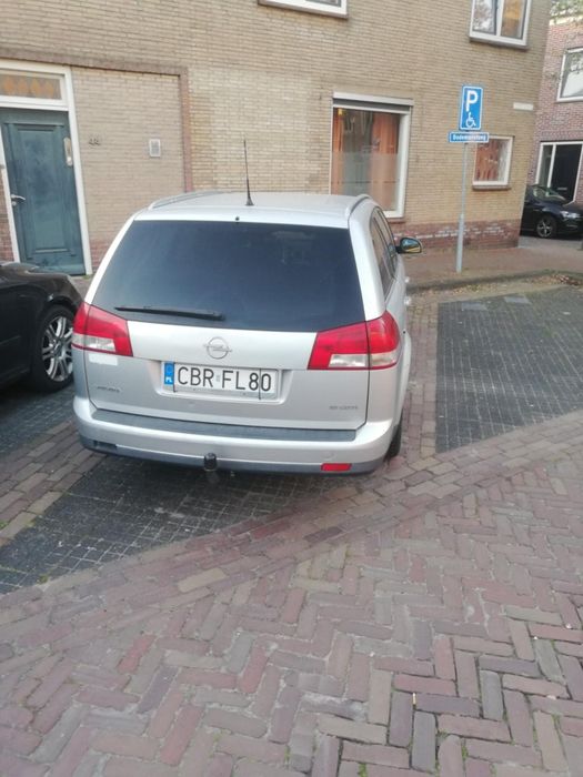 Sprzedam Opel Vectra C 1.9 kombi
