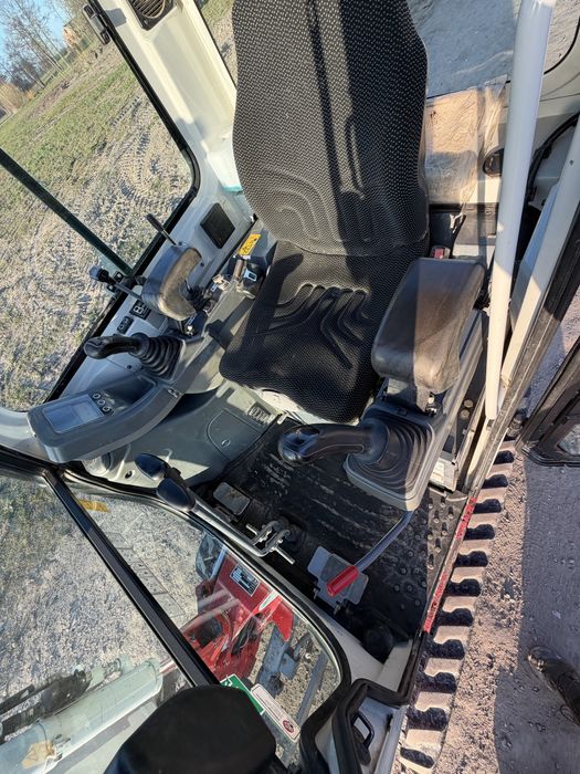 Minikoparka Takeuchi TB 216