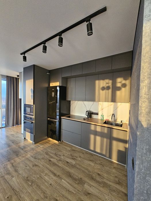 Яровиця Новобудова