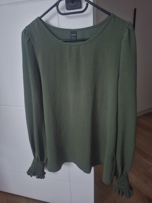 Zielona elegancka bluzka