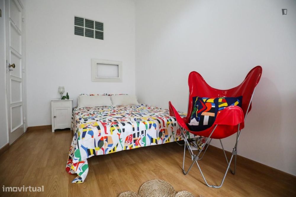 Quarto - localizado em Ajuda Lisbon