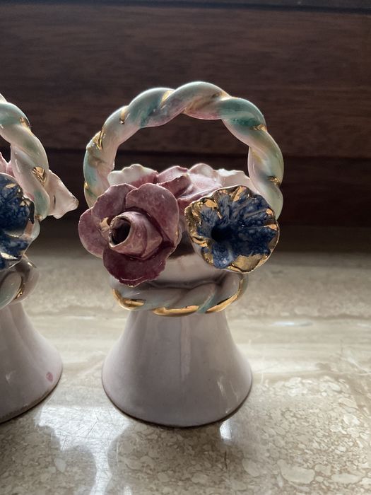Koszyczki z kwiatami pokryte porcelaną/nowe