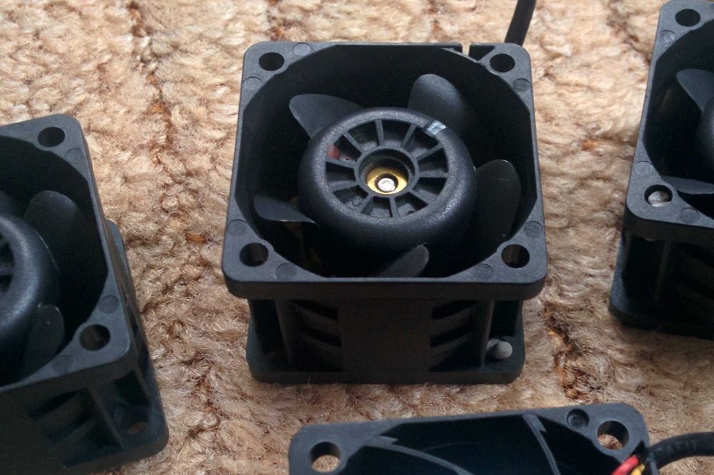 Вентилятори 40 мм 12В 0.6А 15000 об/хв для пальника.