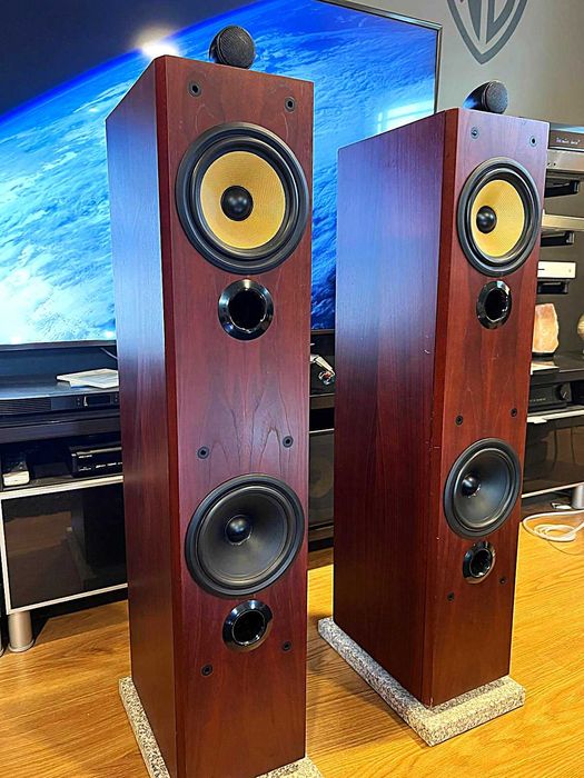 BOWERS & WILKINS P6 ( Preference 6) 200W 8 ohms c/novas