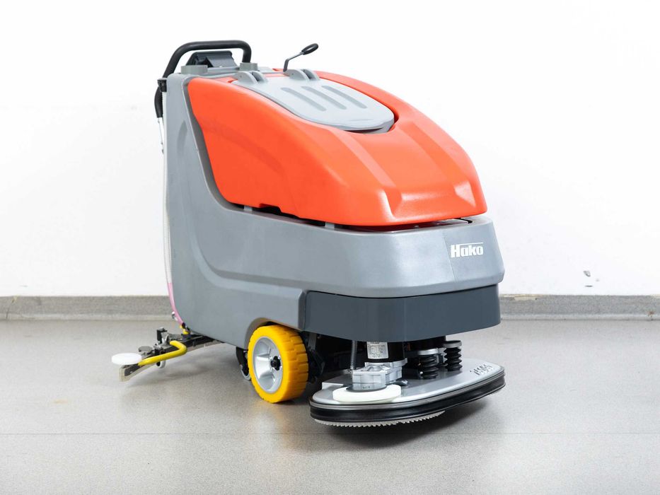 Szorowarka Hako Hakomatic B90 NOWE BATERIE 1637h 3700m²/h 13000 netto