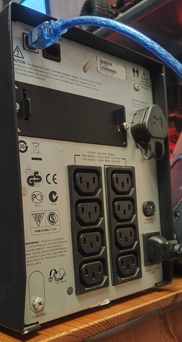 APC Smart-UPS 1500513846088638801925