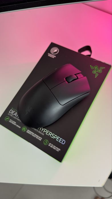 Безпровідна мишка Razer Deathadder v3 Hyperspeed
