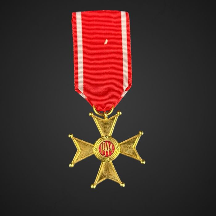 Order Odrodzenia Polski Polonia Restituta PRL 1944 Odznaczenie Medal B61/041441