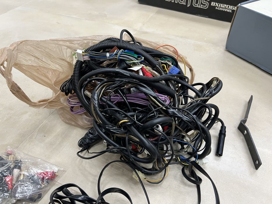 Аудио провода для подкючение акустики