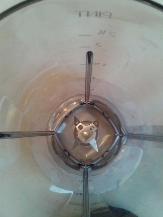 TACA-  copo de liquidificadora, c.oferta dvd