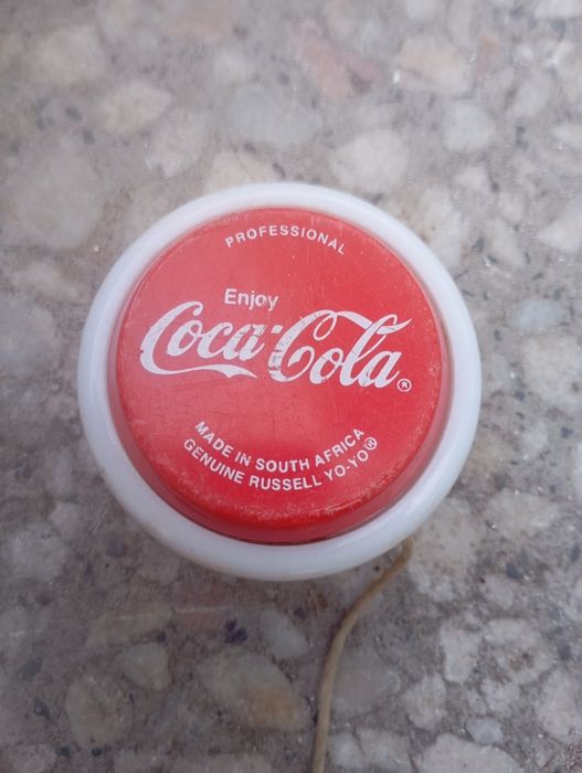 YO  YO coca cola