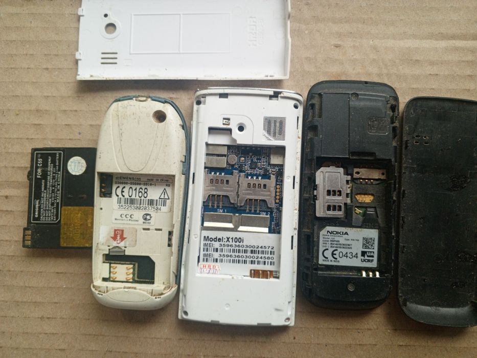 Мобильные телефоны Samsung SGH-E790,C155 ,Siemens C55