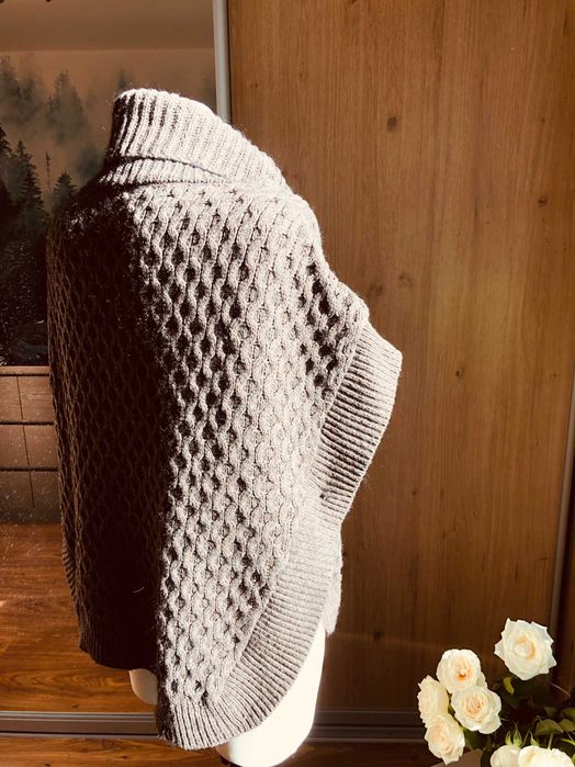 Sweter narzutka poncho - wełna owcza i moher