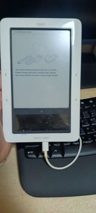 Продам електронну книгу і чохли