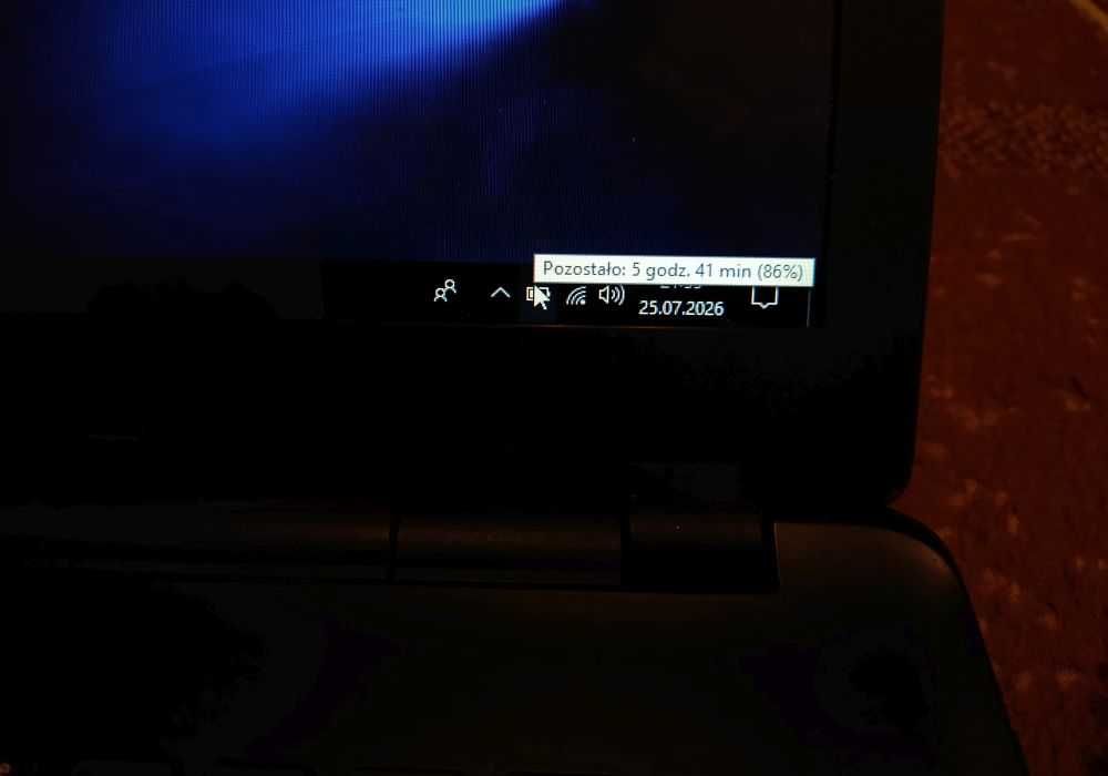 Acer E5-571, procesor Intel i3-4030 (4x1.90), dysk 320GB, bateria ok