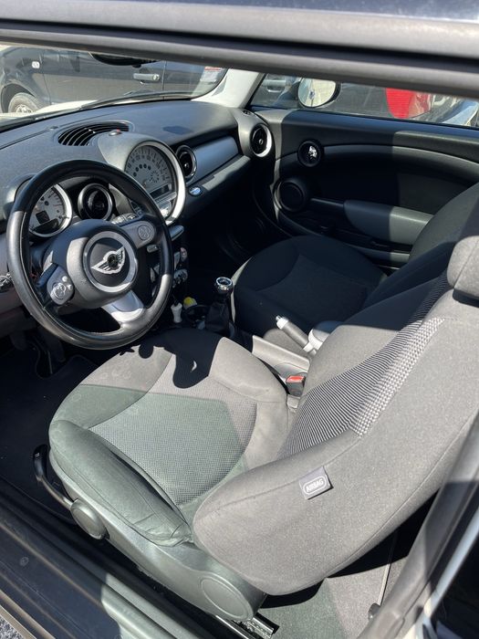 Mini Cooper D 1.6 110cv