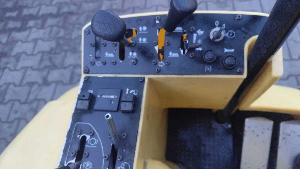 Zamiatarka KARCHER KMR 1250 LPG na gaz silnik HONDA