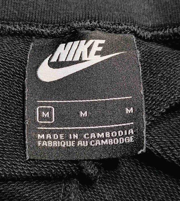 Жіночі спортивні штани Nike, Under Armour