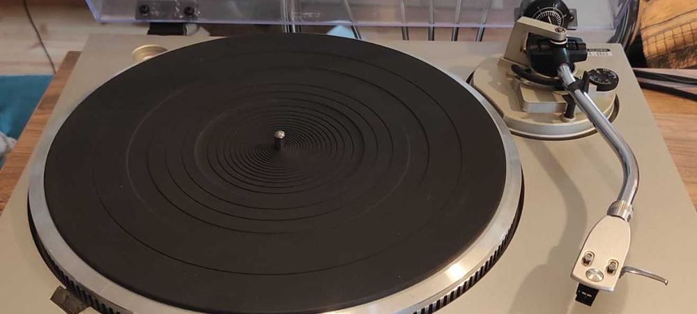 Gramofon Technics SL-Q202