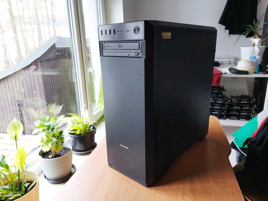 Obudowa ATX Modecom Oberon Pro LE + Zasilacz 400W