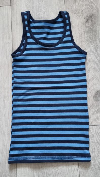 Podkoszulki r. 122/128