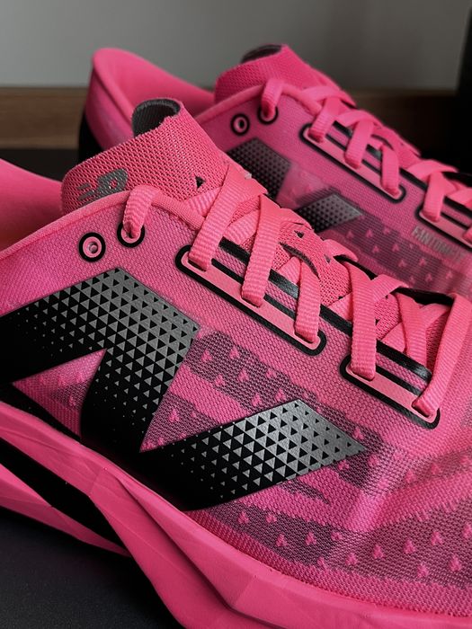 New Balance FuelCell v4 оригінал кросівки 41-42-43-44 нові MFCXCP4